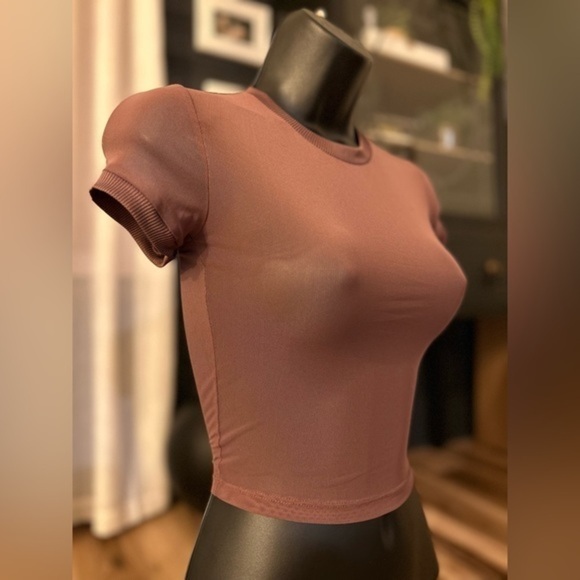 Forever 21, short sleeve, see through crop top, size S - Picture 3 of 5